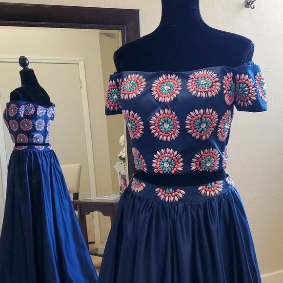 Size 8 2 piece beaded navy satin Aline prom dress with pockets by Rachel Allan - Picture 2 of 13